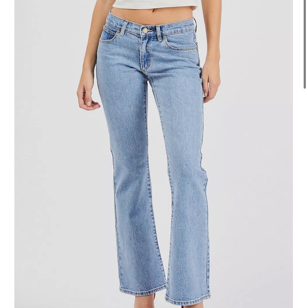 NWT Abrand low boot jeans in Ariane